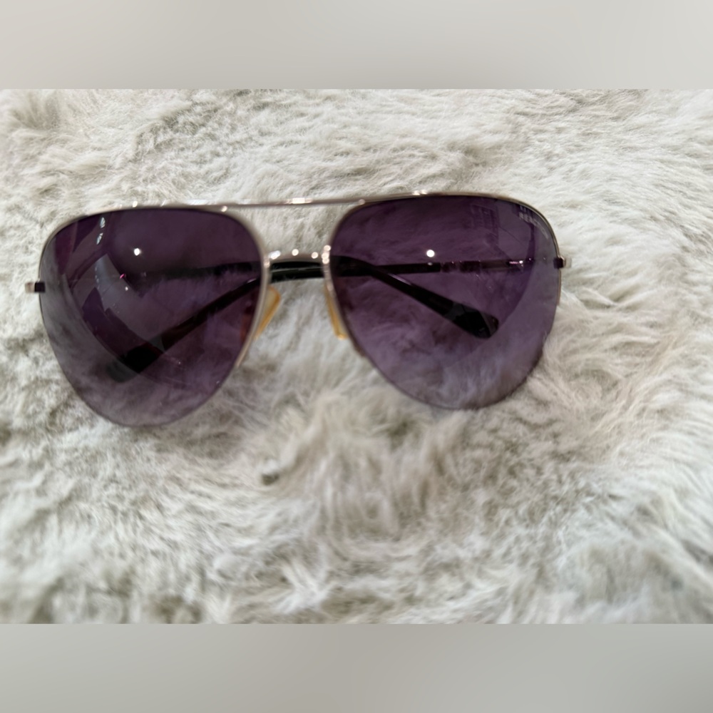 Stylish Aviator Sunglasses